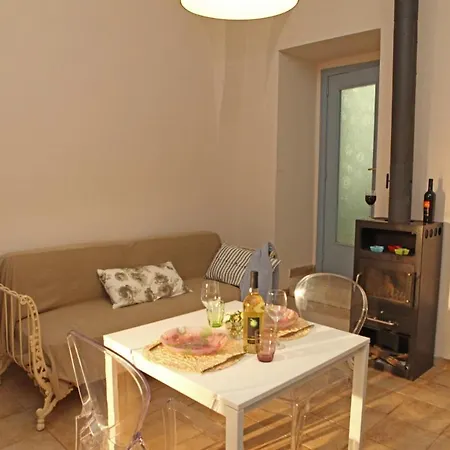 Apartment Le Scuderie Di Palazzo Ammazzalorsa Bisceglie