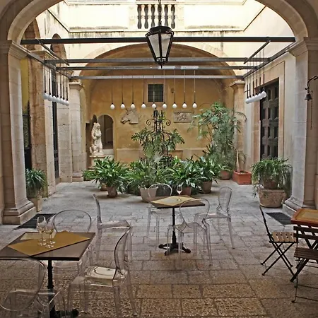 Le Scuderie Di Palazzo Ammazzalorsa